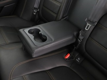 Jaguar XE Sedan 2.0 i4 180KM 2018 Jaguar XE niski przebieg skóra navi virtual, zdjęcie 38