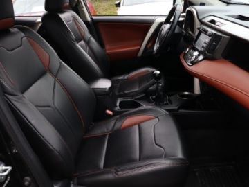 Toyota RAV4 IV MPV D-4D 125 124KM 2014 Toyota RAV 4 2.0 D-4D, Salon Polska, 4X4, Skóra, zdjęcie 8