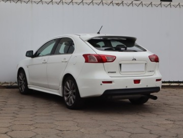 Mitsubishi Lancer IX Sportback 2.0 DID DOHC 140KM 2010 Mitsubishi Lancer 2.0 DI-D, Navi, Xenon, Klima, zdjęcie 3