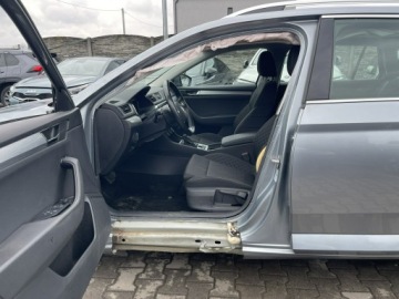 Skoda Superb III Kombi Facelifting 2.0 TSI 190KM 2021 Škoda Superb Skoda Superb DSG Podgrzewanie, zdjęcie 5