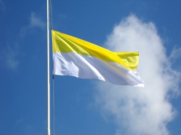 Флаг Папской церкви 90 х 150 см на мачте К90