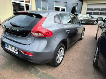 Volvo V40 II Hatchback Facelifting 2.0 D2 120KM 2018 Volvo V40 Momentum Super Stan 1 właściciel