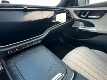 Mercedes Klasa E W214 Sedan 2.0 220d 197KM 2025 E Klasa 220 d 4-Matic AMG 2.0 (197KM) 2025, zdjęcie 12