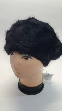 beret czarny z włosem