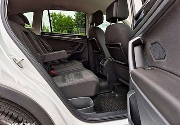 Volkswagen Tiguan II SUV 2.0 TDI 190KM 2020 Volkswagen Tiguan R-LINE 4MOTION DSG Navi Led 3xKlimatronik 2xPDC Alcantar, zdjęcie 11