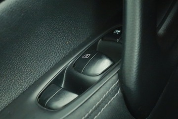 Nissan Qashqai II Crossover 1.2 DIG-T 115KM 2016 Nissan Qashqai 1.2 DIG-T, Salon Polska, zdjęcie 17