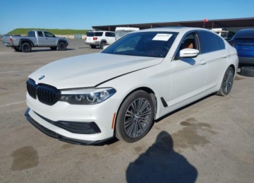 BMW Seria 5 G30-G31 Limuzyna 530i 252KM 2019 BMW Seria 5 2019r., 530i, 2L, od ubezpieczalni 2.0 Benzyna 251KM, zdjęcie 1