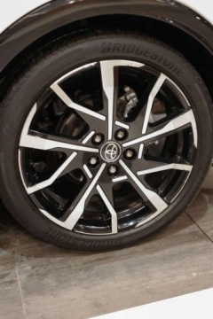 Toyota Prius V (XW60) 2.0  Hybrid Dynamic Force Plug-in 223KM 2023 Toyota Prius Plug-in Hybrid 2.0 Hybryda Plug-in 223KM, zdjęcie 3