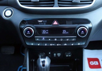 Hyundai Tucson III SUV 1.6 T-GDI 177KM 2018 Hyundai Tucson 1.6 T-GDI 7DCT 4WD 177KM Premium SalonPL SerwisASO FVmarza, zdjęcie 21