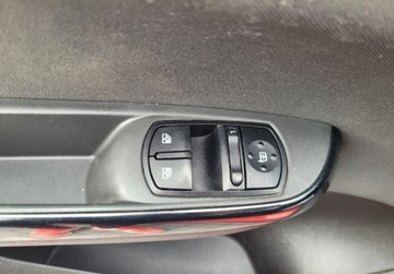 Opel Corsa E Hatchback 3d 1.4 Twinport 90KM 2015 Opel Corsa Opel Corsa 1.4 BenzynaLPG 90KM, zdjęcie 12