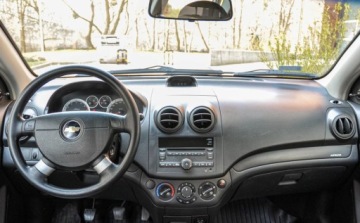 Chevrolet Aveo T250 Hatchback 5d 1.2 DOHC 84KM 2011 Chevrolet Aveo Salon PL Bezwypadkowy Lift 20112012 r. 1.2 Benzyna 84KM, zdjęcie 8