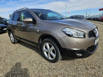 Nissan Qashqai I Crossover 2.0 dCi 150KM 2011 Nissan Qashqai 2,0 diesel 150KM nawigacja kamera, zdjęcie 1