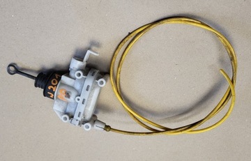 SIŁOWNIK POMPKA CENTRALNEGO ZAMKA Z DRZWI PRAWY PRZÓD MERCEDES 190 W201 OE