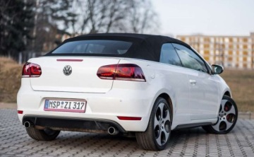 Volkswagen Golf VI Cabriolet 2.0 TSI GTI 210KM 2013 Volkswagen Golf Volkswagen Golf Cabrio GTI 2.0 Benzyna 210KM, zdjęcie 2