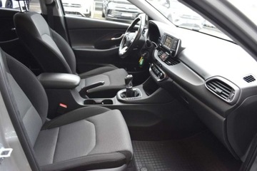 Hyundai i30 III Wagon 1.0 T-GDi 120KM 2019 Hyundai i30 Salon PL T-GDi 120 KM Combi Classic Business Klima Bezwypadkowy, zdjęcie 28