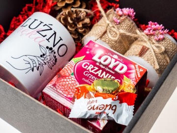 КРУЖКА - СТИЛИСТ НОГТЕЙ - ПОДАРОЧНЫЙ НАБОР РУЧНОЙ РАБОТЫ