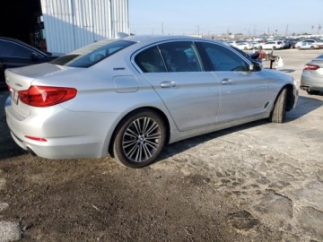 BMW Seria 5 G30-G31 2019 BMW Seria 5 530E 2019 2.0l 2.0 Hybryda 248KM, zdjęcie 3