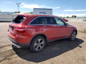 Mercedes GLC C253 2018 Mercedes-Benz GLC 300 4Matic 2018 2.0l 2.0 Benzyna 241KM, zdjęcie 3