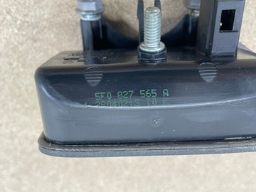 Ручка крышки багажника Seat Leon III 5F 5F0827565