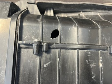 ОБОГРЕВАТЕЛЬ AUDI A8 4H D4 4H1820005F