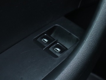 Skoda Rapid II Spaceback 1.2 MPI 75KM 2014 Skoda Rapid Spaceback 1.2 MPI, Salon Polska, GAZ, zdjęcie 14