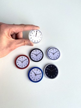 Miniaturowy zegar do domku dla lalek nowoczesny