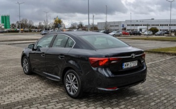 Toyota Avensis III Sedan Facelifting 2015 2.0 D-4D 143KM 2016 Toyota Avensis 2,0d Lift 2016 r. 2.0 Diesel 143KM, zdjęcie 2
