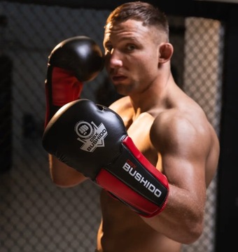БОКСЕРСКИЕ ПЕРЧАТКИ WRIST PROTECT DBX BUSHIDO ДЛЯ ТРЕНИРОВКИ СПАРИНГА, 14 унций