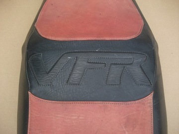 HONDA VFR 750 RC36 SIEDZENIE KANAPA FOTEL