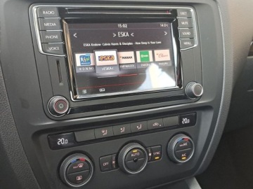 Volkswagen Jetta VI Sedan Facelifting 1.4 TSI 125KM 2017 Volkswagen Jetta Climatronic 2-strefowy Tempomat Czujniki parkowania Bluet, zdjęcie 12