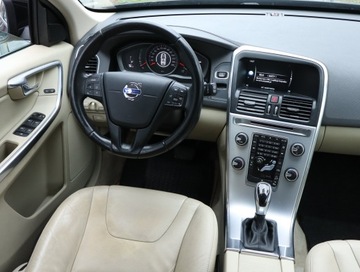 Volvo XC60 I SUV Facelifting 2.4 D5 220KM 2016 Volvo XC60 D5, Salon Polska, 217 KM, 4X4, zdjęcie 6