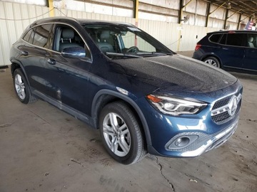 Mercedes GLA II 2021 Mercedes-Benz GLA 250 2021 2.0l 2.0 Benzyna 221KM, zdjęcie 4