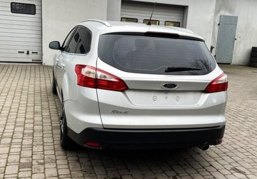 Ford Focus III Kombi 2.0 Duratorq TDCi DPF 115KM 2011 Ford Focus automat, bez korozji, klimatronik, 2.0 Diesel 115KM, zdjęcie 3