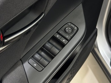 Toyota C-HR II SUV 1.8 Hybrid 140KM 2024 Toyota C-HR Style / 1 właściciel / Salon Polska /, zdjęcie 18