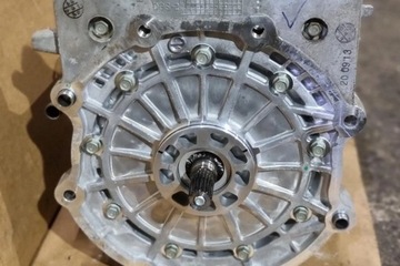 MOTOREK NÁDOBKY OSTŘIKOVAČŮ KIA NIRO 365000E712 1.58L ELEKTR. 2021