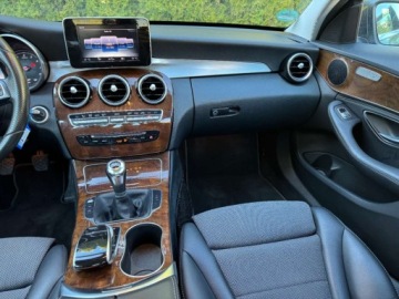 Mercedes Klasa C W205 Limuzyna 180 156KM 2014 Mercedes-Benz Klasa C C 180 CGI Avantgarde Nawigacja Full Led Alu PDC Gwar, zdjęcie 7