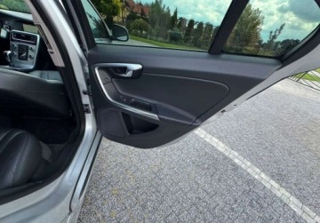 Volvo S60 II Sedan Facelifting 2.0 D2 DRIVE-E 120KM 2016 Volvo S60 2.0 Diesel 120KM, zdjęcie 26