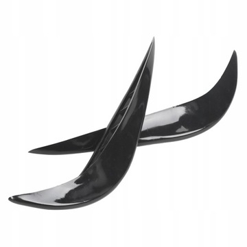 Универсальная накладка на автомобильный бампер.