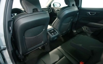 Volvo S60 III Sedan Facelifting 2.0 B5 250KM 2023 Volvo S60 Volvo S60 B5 B AWD Ultimate Dark 2.0 Benzyna 250KM, zdjęcie 13