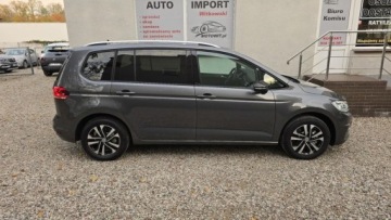 Volkswagen Touran III 2.0 TDI 150KM 2020 Volkswagen Touran 2,0 TDI 150 KM NAVI Full LED automat 7 osob OPLACONY, zdjęcie 10