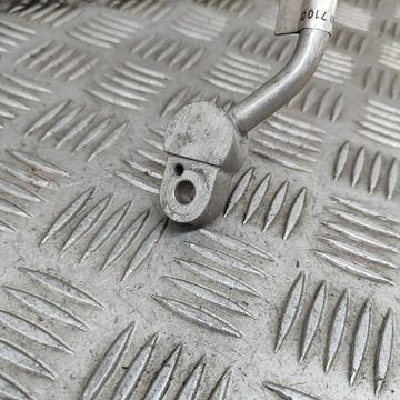 95B.260.710.D TRUBKY KLIMATIZACE 3.0 S DIESEL 190 2015 PORSCHE MACAN (95B)