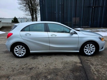 Mercedes Klasa A W176 Hatchback 5d 1.6 180 BlueEFFICIENCY 122KM 2014 Mercedes A180 Aklasa bdb stan, zdjęcie 23