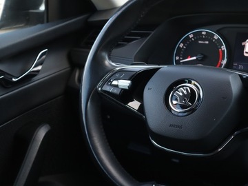 Skoda Octavia IV Liftback 1.5 TSI EVO 150KM 2021 Skoda Octavia 1.5 TSI e-tec, Salon Polska, zdjęcie 20