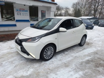 Toyota Aygo II Hatchback 5d 1.0 VVT-i 69KM 2016 TOYOTA AYGO (_B4_) 1.0 (KGB40_) 69 KM