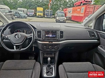 Volkswagen Sharan II Van Facelifting 2.0 TDI SCR 150KM 2015 Volkswagen Sharan Zarejestrowany gotowy do jazdy bogata wersja 2.0 Diesel, zdjęcie 20