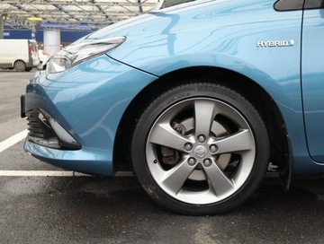 Toyota Auris II Hatchback 5d Facelifting 1.8 Hybrid 136KM 2015 Toyota Auris Hybrid, Automat, Skóra, Klima, zdjęcie 13