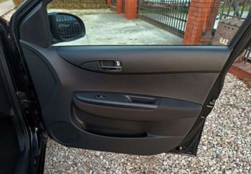 Hyundai i20 I Hatchback 5d Facelifting 1.4 CVVT 100KM 2014 Hyundai i20 2014 1.4 Benzyna 100KM Automatyczna skrzynia biegów, zdjęcie 19