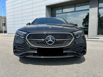 Mercedes Klasa E W214 Sedan 2.0 220d 197KM 2025 E Klasa 220 d 4-Matic AMG 2.0 (197KM) 2025, zdjęcie 1