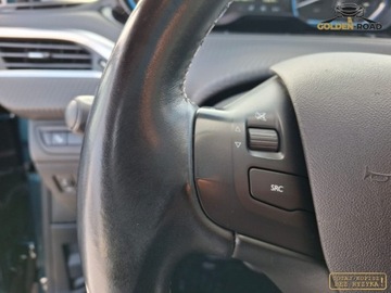 Peugeot 2008 I SUV Facelifting 1.2 PureTech 110KM 2016 Peugeot 2008 1,2 benz . 110 KM panorama navi automat podgrz.fot. alu oplac, zdjęcie 20