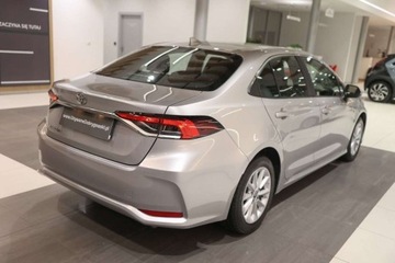 Toyota Corolla XII Sedan 1.5 VVT-i 125KM 2022 Toyota Corolla 1.5 Comfort 1.5 Benzyna 125KM, zdjęcie 21